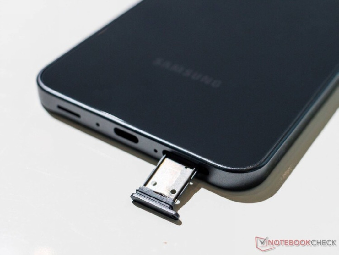 MWC丨三星还发布 Galaxy A36/A26,骁龙/Exynos处理器、也有 AI 功能