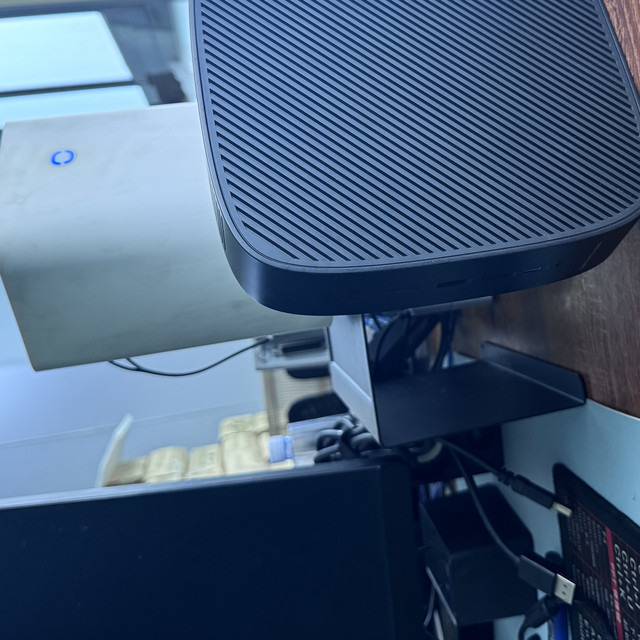 600元玩4盘位全闪NAS,这次真六边形战士了