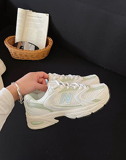 白绿清新老爹鞋，春季百搭之选：New Balance 530 