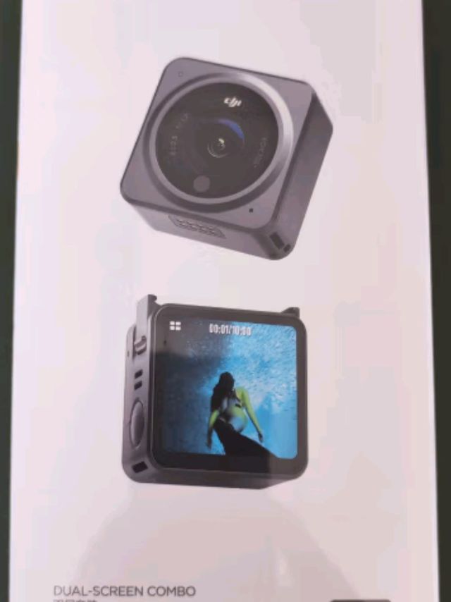 大疆DJI Action 2 双屏套装（128GB) 灵眸运动相机 小型便携式手持防水防抖vlog相机 磁吸骑行摄像机