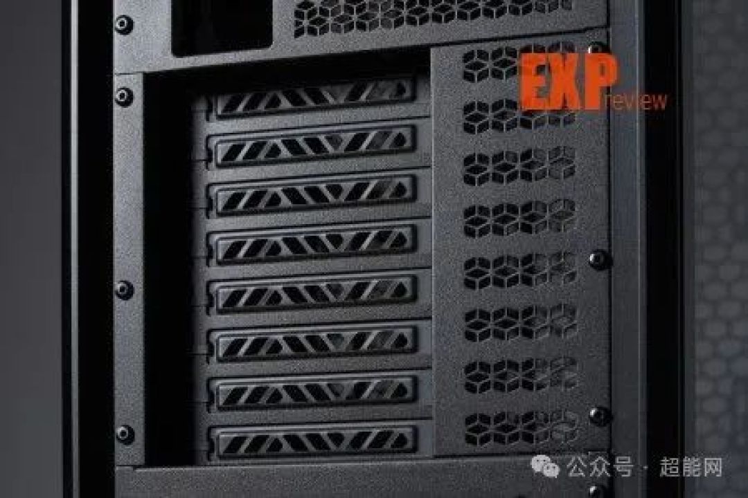 酷冷至尊MasterFrame 600机箱评测:轻奢风格,极具自定义潜力