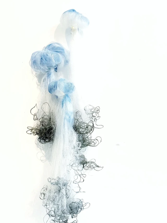 三月京城必看展览。今天在北京高山艺术中心，参加了一场我愿称之为“三月京城必看展览”的启幕仪式。展出规模虽然不大，但却各个直击心灵。早春午后，逛一逛非常有意思。

展览的名字叫「Lafuma守护蓝色星球