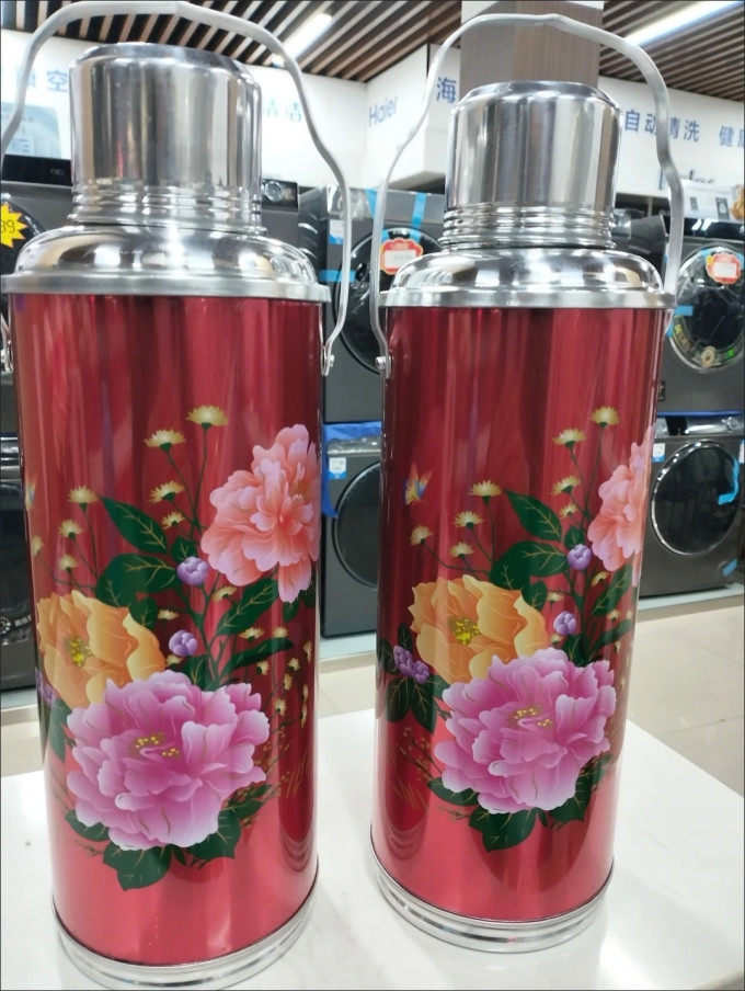 陪伴多年的老式热水壶,真舍不得丢!