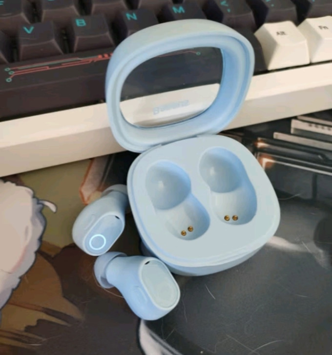 倍思蓝牙耳机