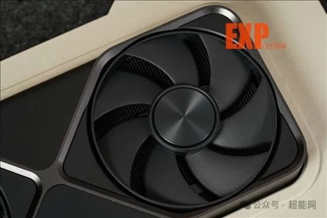 GeForce RTX 5070显卡天梯榜首发评测:起售价下探,胜在更全能