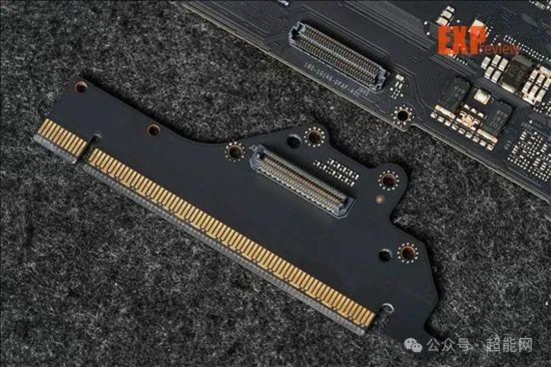 GeForce RTX 5070显卡天梯榜首发评测:起售价下探,胜在更全能