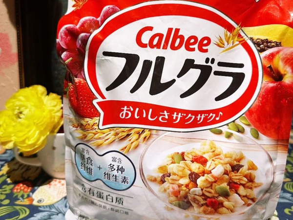 打工人的早餐，从酸奶泡麦片开始