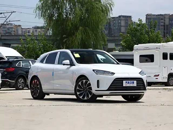 问界m5操控轻松便捷