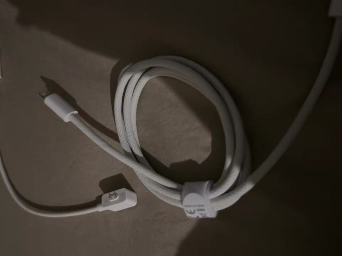 倍思数据线