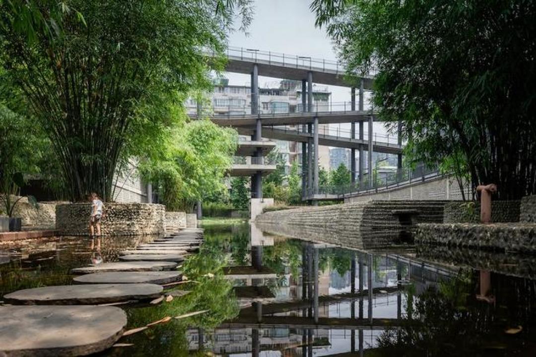 从文学青年到建筑哲人！刘家琨问鼎2025普利兹克奖的东方营造密码