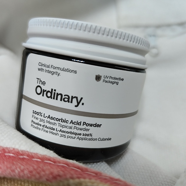 简单粗暴的美白精华，the ordinary维c美白粉