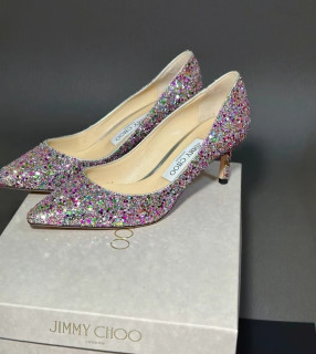不好穿但是好看：Jimmy Choo ROMY高跟鞋，五彩闪耀“公主梦”✨