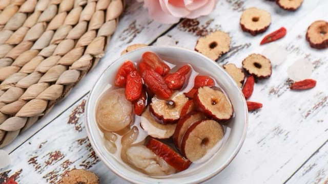 女生日常养生小食物：健康与美丽的秘密