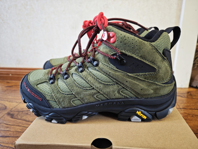 迈乐登山鞋