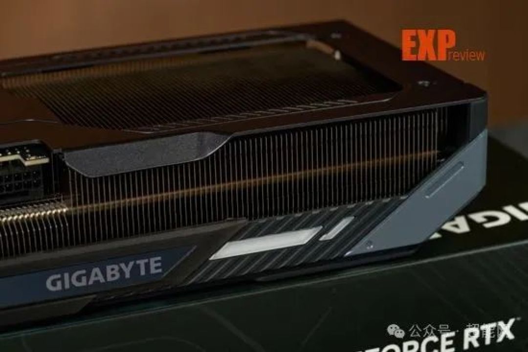 技嘉GeForce RTX 5070 GAMING OC 12G显卡评测:机甲战士抵达主流战场