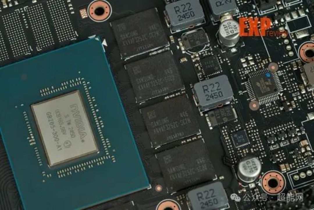 技嘉GeForce RTX 5070 GAMING OC 12G显卡评测:机甲战士抵达主流战场