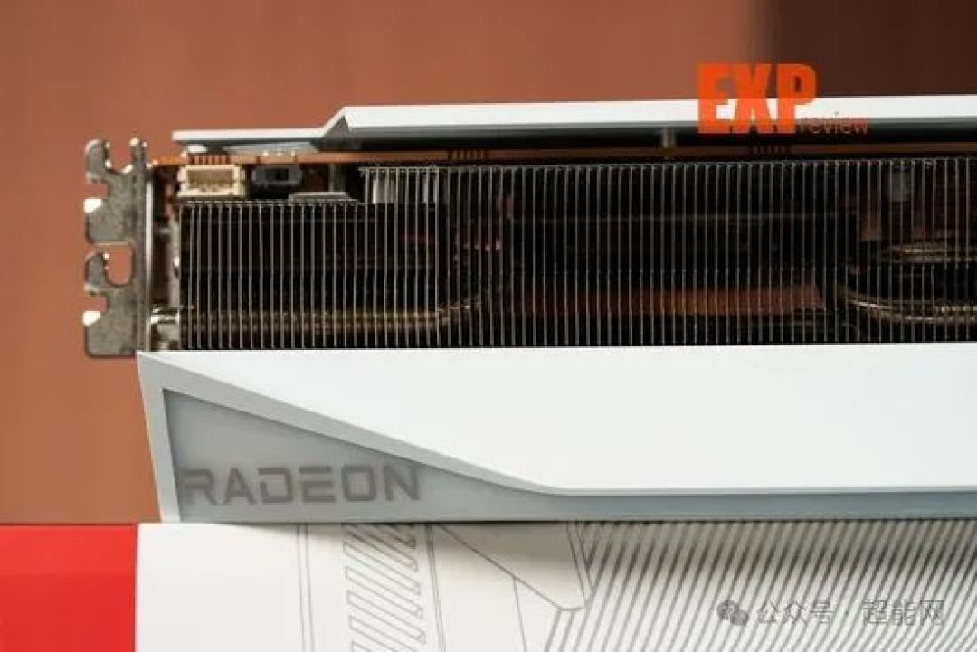 讯景 RX 9070/9070 XT 凤凰涅槃显卡评测:RDNA 4加持,如凤凰般涅槃重生