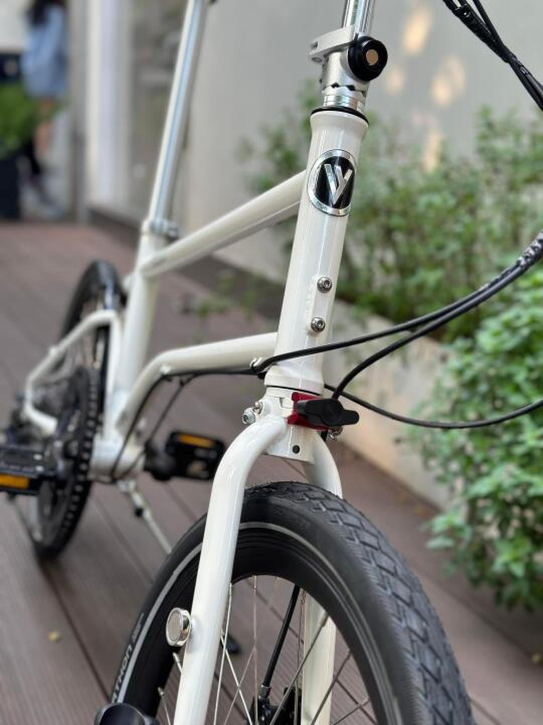 颠覆想象！VELLO折叠车竟能秒变登机箱？红点奖设计重塑通勤新体验