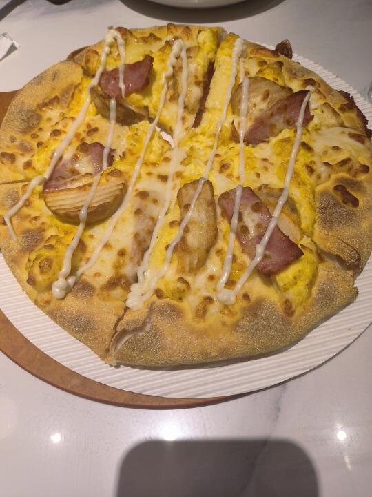 必胜客披萨，炒饭，小食