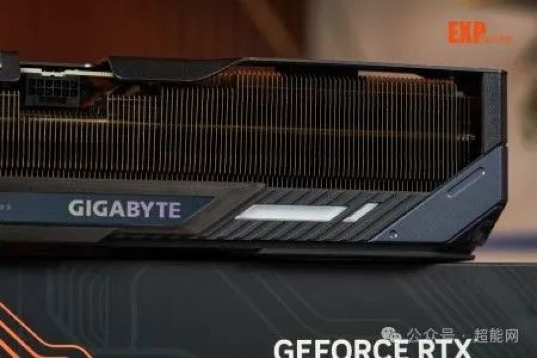 技嘉RTX 5070 Ti GAMING OC显卡评测:散热用料扎实,超频幅度可观