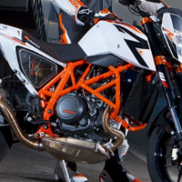 KTM Duke 690 R 摩托车 中量级街车