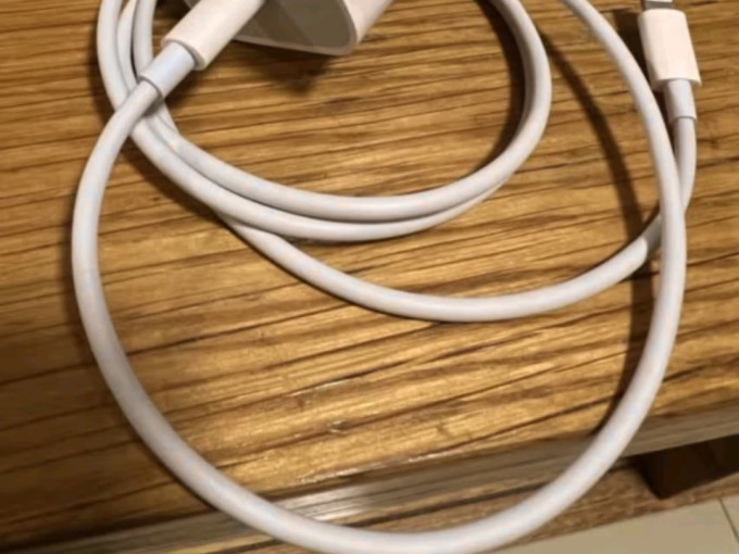 苹果充电器
