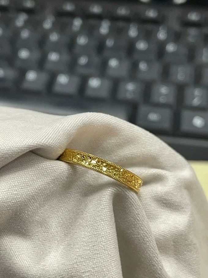 周大福黄金戒指