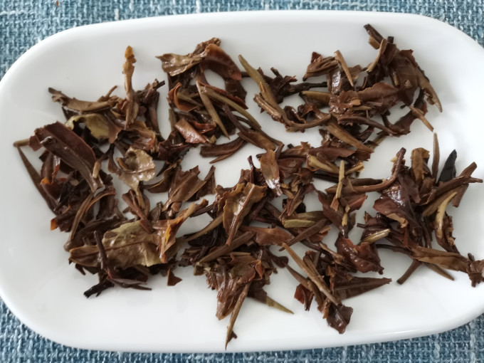 澜沧古茶茶类