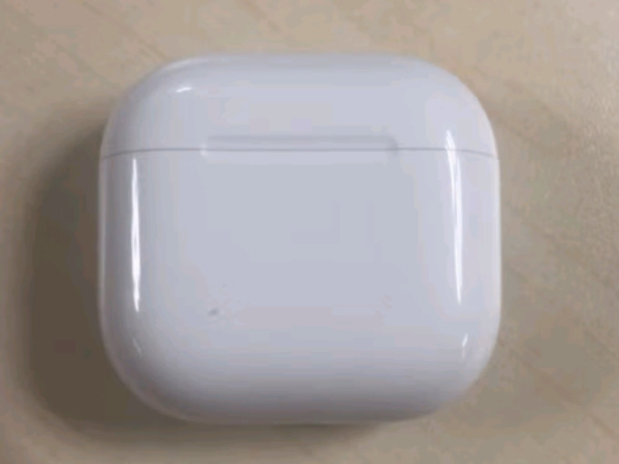 苹果蓝牙耳机