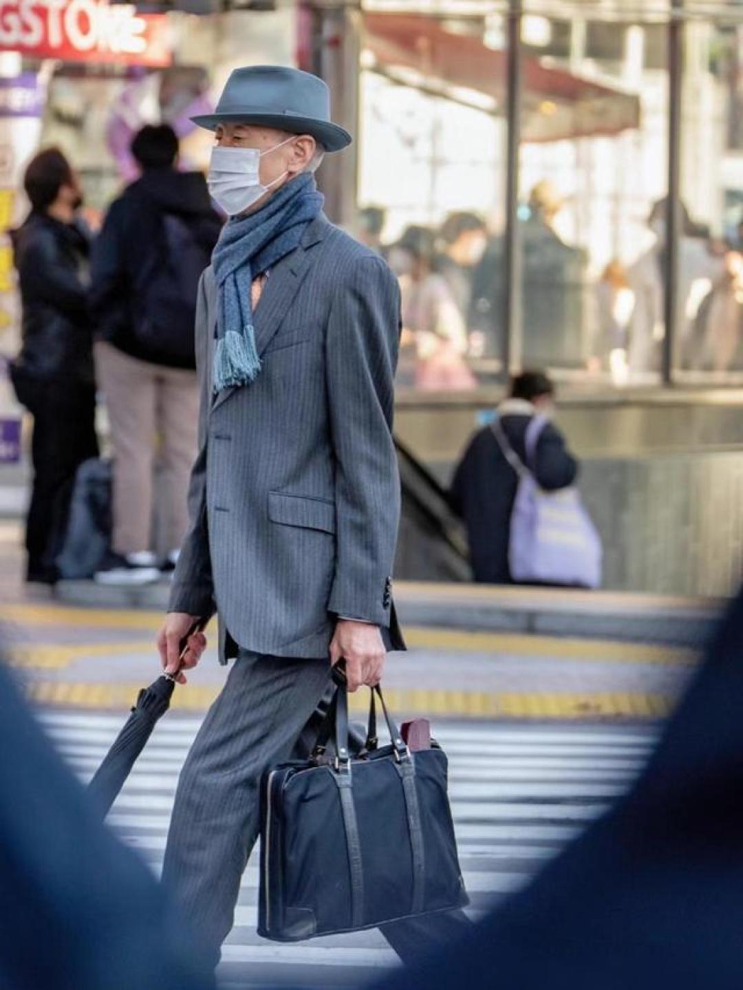 男士包袋全攻略:从通勤到社交的品味进阶指南