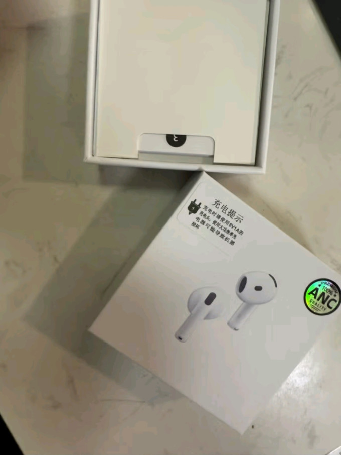 苹果蓝牙耳机