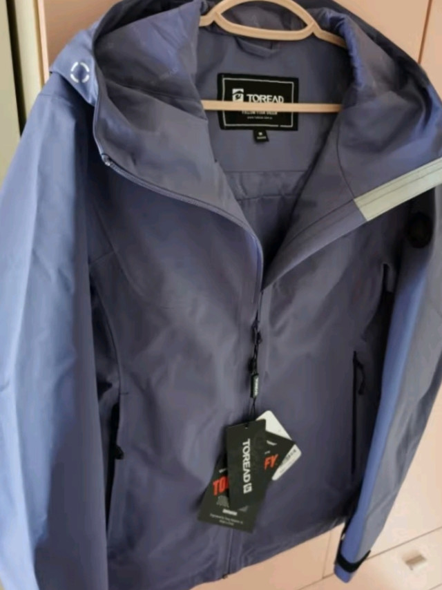 经济实惠的冲锋衣