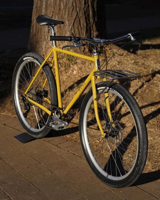 芥末黄色｜平把砾石车🚴