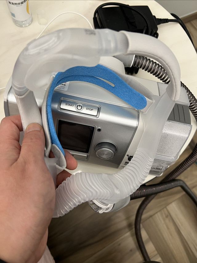 瑞思迈的配件真的贵啊！一个新款鼻罩700多！不过这个真的舒服！