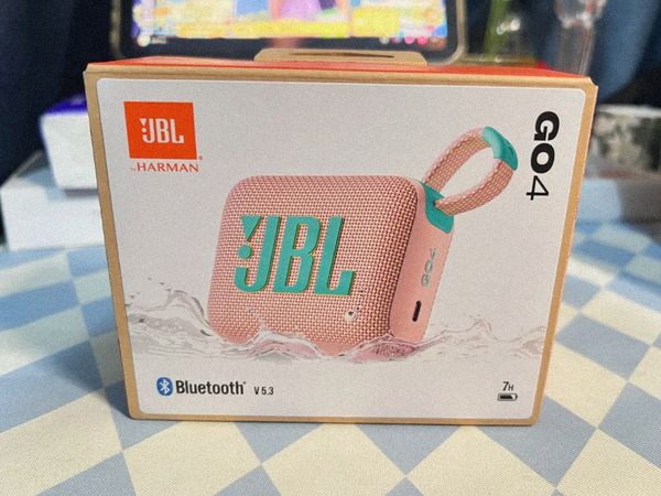 JBL GO 4，女生的音乐搭子