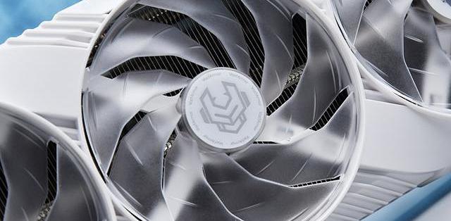 撼讯RX 9070 XT红魔显卡实测：3GHz狂飙下的散热与性能博弈