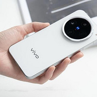 vivo X200 Pro Mini全面评测：小屏旗舰的天玑9400+5700mAh组合能打破行业魔咒吗？