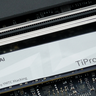 用数据说话，PCIe 5.0 的致态TiPro9000 4TB是RTX 50系的绝佳搭子