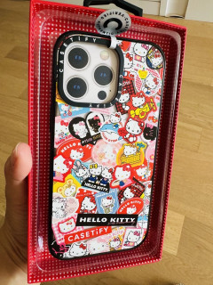 HelloKitty手机壳太绝了CASETiFY联名款，手感好到爆，质量杠杠的