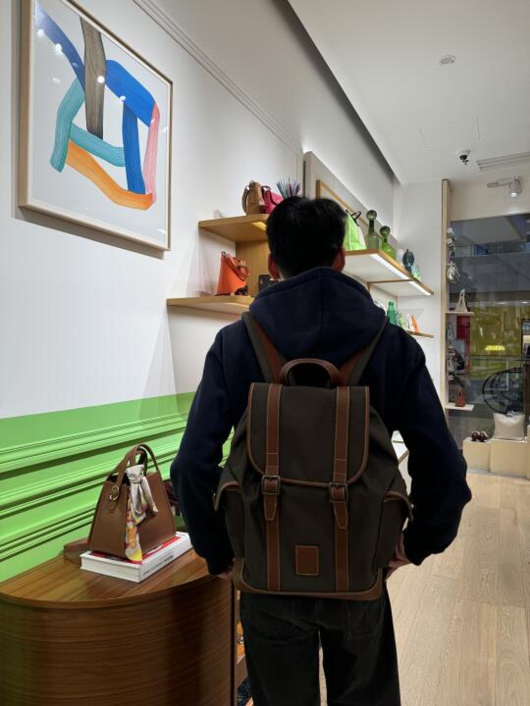 职场精英都在背！珑骧3款包型实测：通勤不撞款还能装