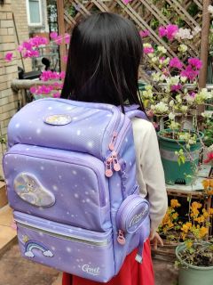 Gmt for kids书包  贵是有道理