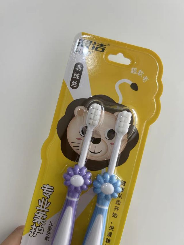 可爱又舒适，晨洁儿童清洁牙刷