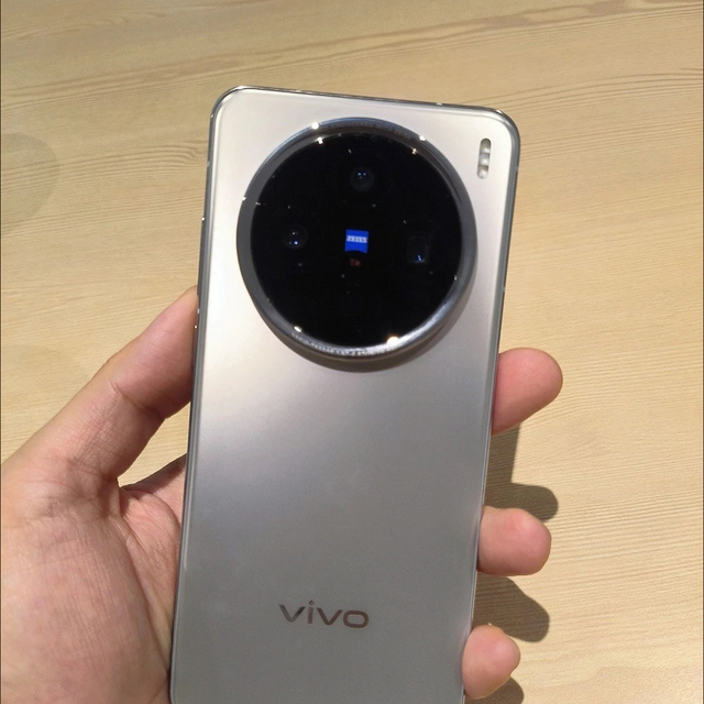 2025最强备用机？vivo X200当仁不让