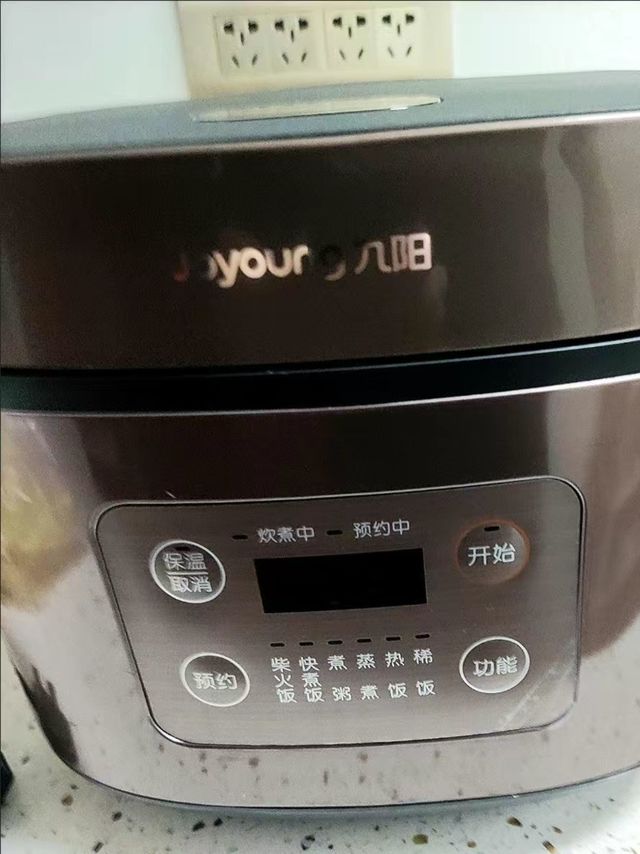 用电饭煲煮面条，你试过吗？