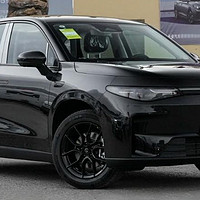 零跑C10中型SUV，简洁大方，看着就有科技感