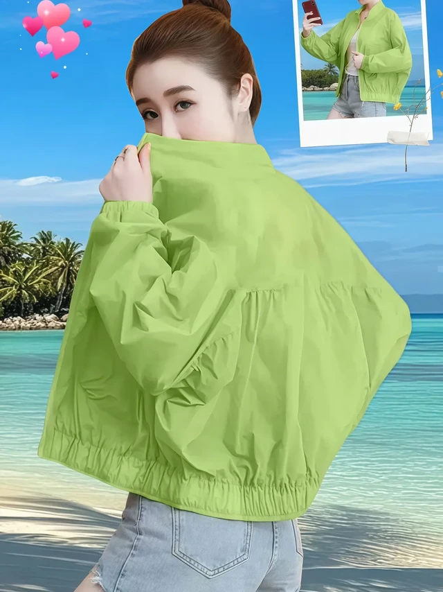 姐妹们，试试这件夏季新款女士棒球服，买了它，你就相当于同时拥有了一件春秋薄款外套和超强防晒衣。
   它的防晒效果超厉害，能有效阻挡紫外线，让你在炎炎夏日也不怕晒黑晒伤。衣服是薄款的，透气性极佳，穿着