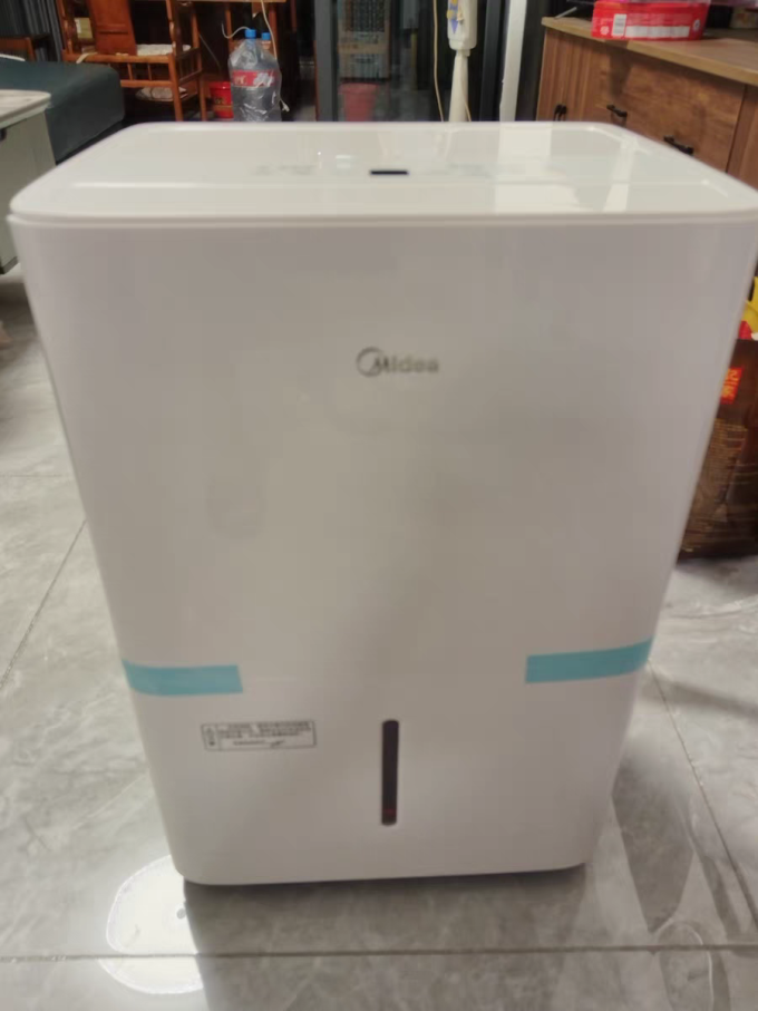 美的除湿器