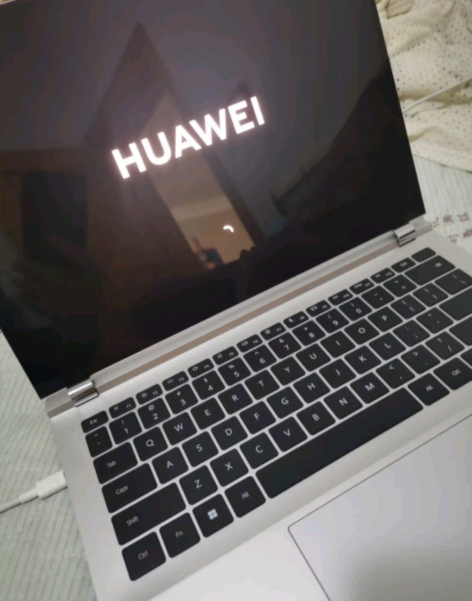 华为笔记本电脑