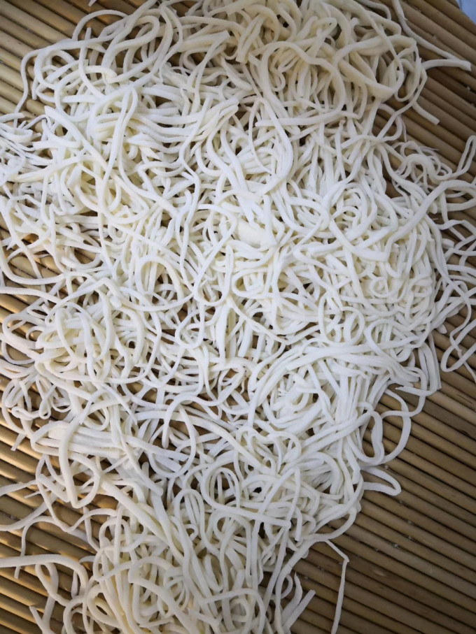 吃欢天方便面/粉