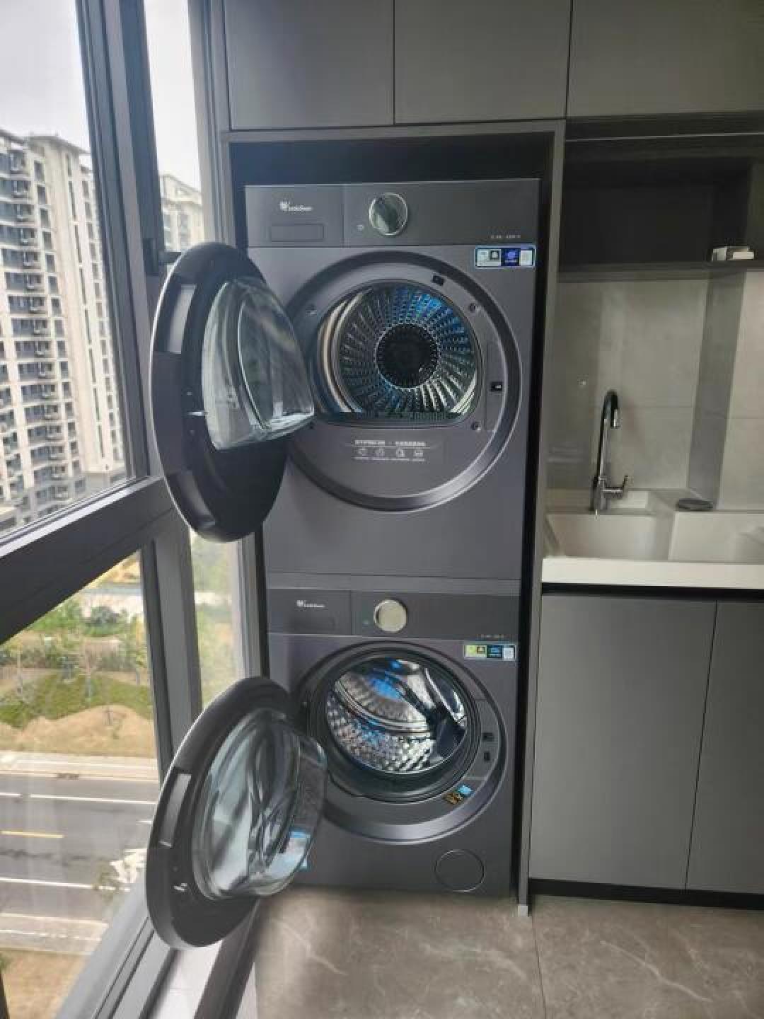 小天鹅10KG洗烘套装评测:蓝氧净渍+热泵烘护,闭眼入真香?